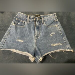 PrettyLitteThing cute Jean shorts